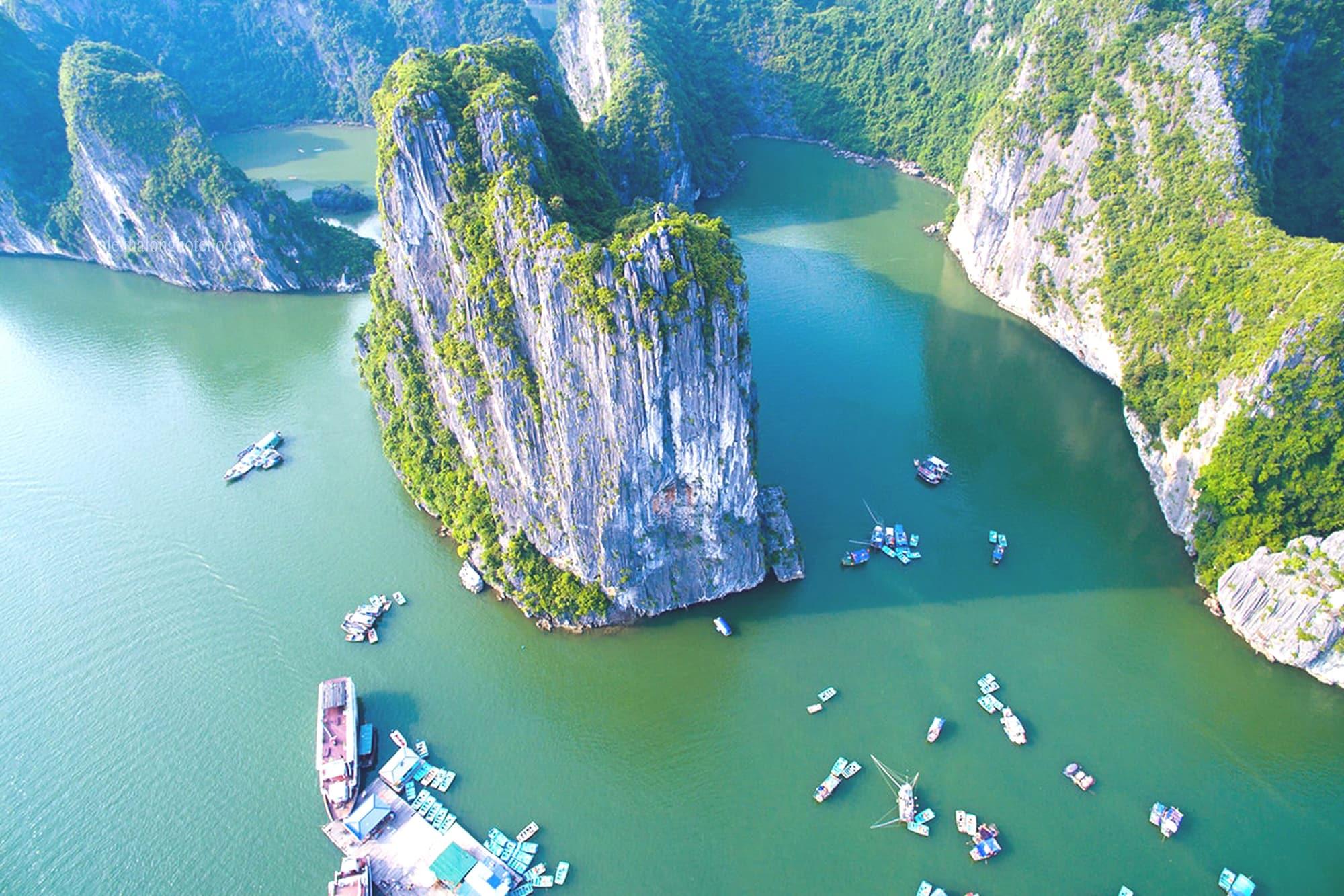 Alex Ha Long Hotel Екстер'єр фото