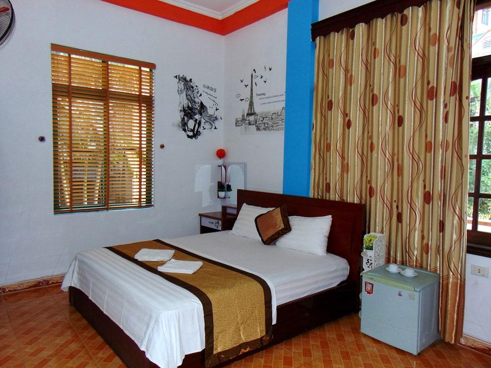 Alex Ha Long Hotel Екстер'єр фото